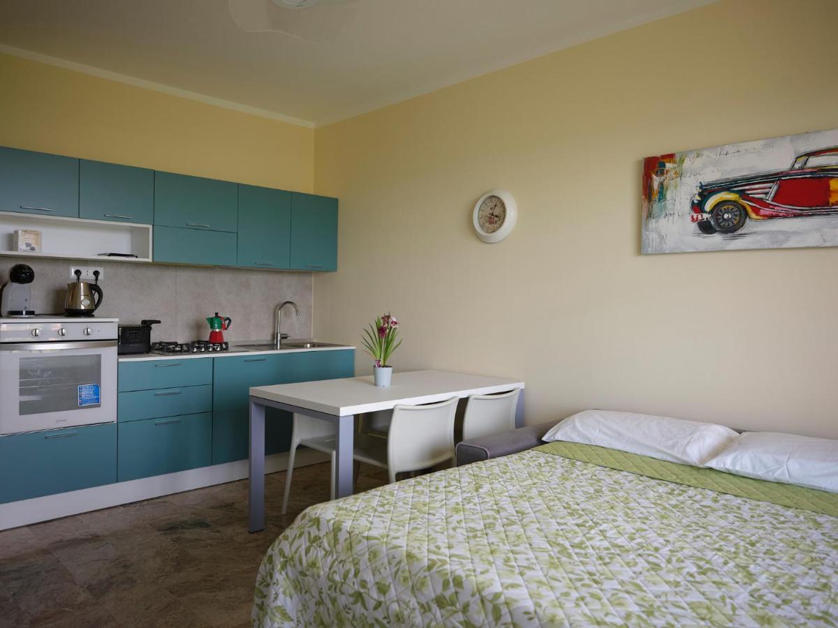 Casa Ierardi - Appartamento Arona Bellavista Bagian luar foto