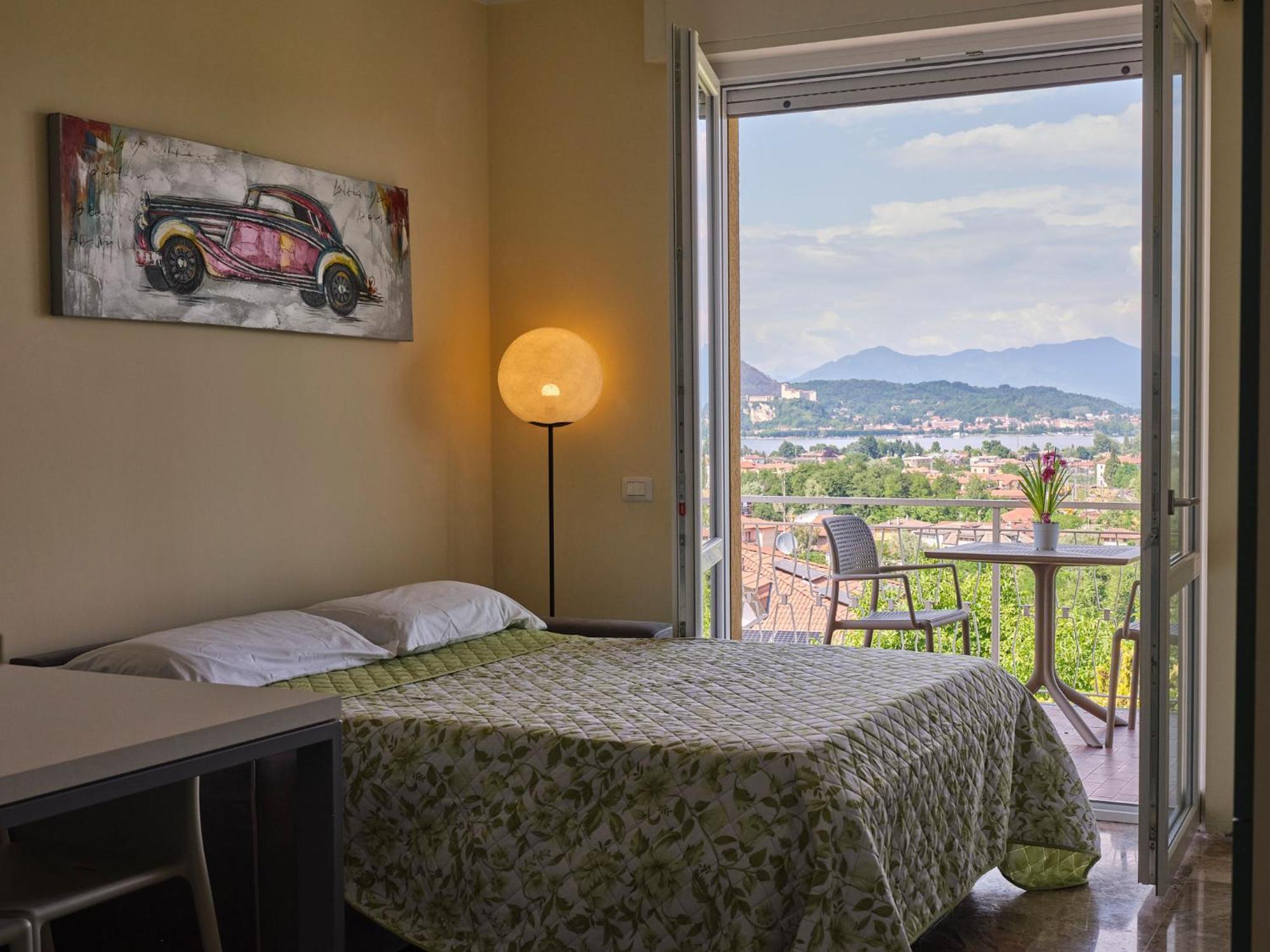 Casa Ierardi - Appartamento Arona Bellavista Bagian luar foto